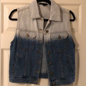 Short sleeve jean jacket